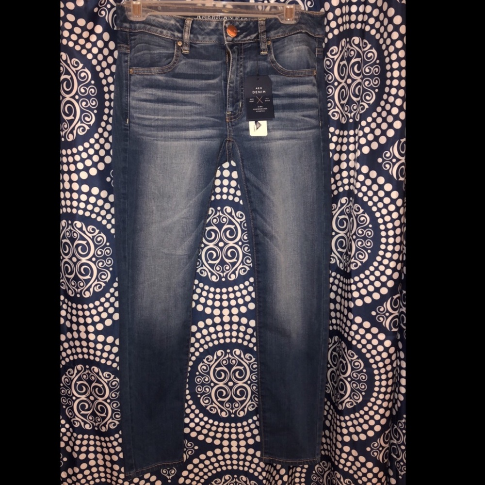 AMERICAN EAGLE SUPER STRETCH JEGGINGS